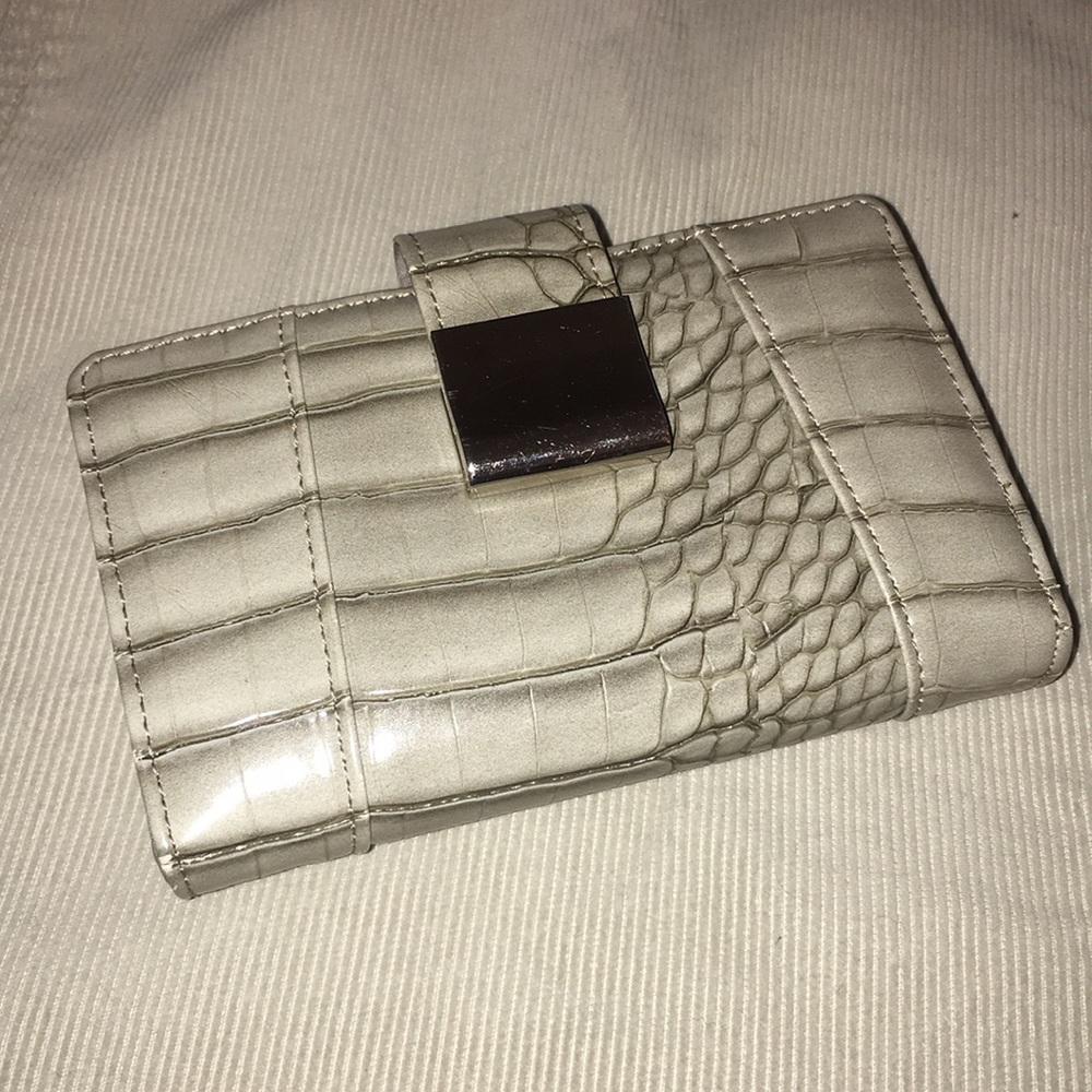 Stella & Max “Made With Love” Gray Women’s Wallet